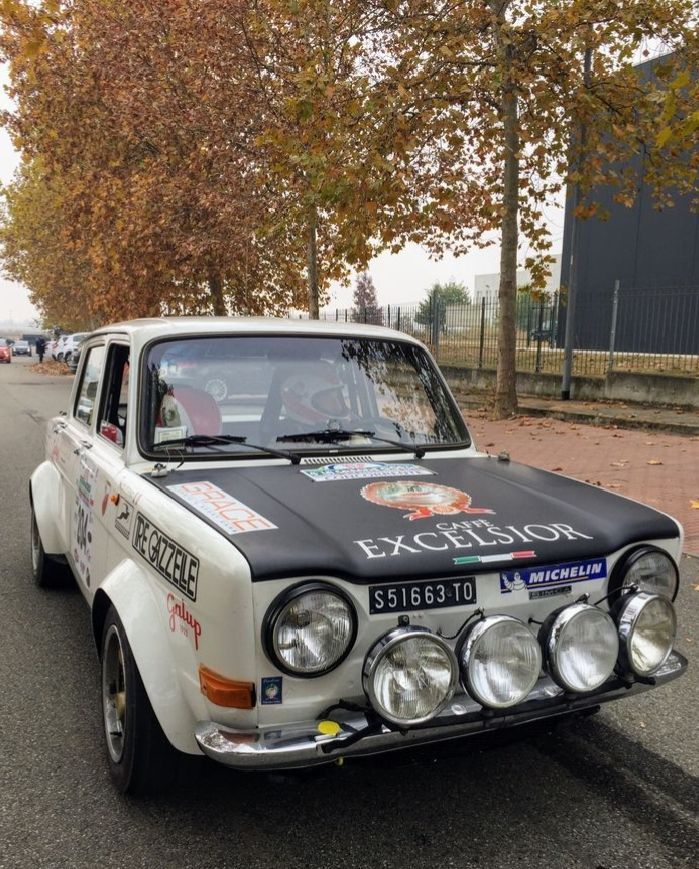 Retromania4ever's tweet photo. 🟦⬜🟥 1972 #Simca 1000 Rallye https://t.co/8yPodEbsuI