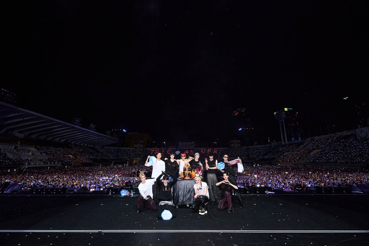 asahiismymine's tweet photo. TREASURE TOUR PULSE ON IN BANGKOK 2026 🏟️🎇♡ https://t.co/jEGrvyYu4K