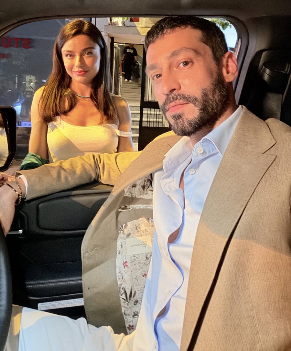 TvDunyasii's tweet photo. Ekin Koç &amp; Ayça Ayşin Turan 😍

#MuhtemelAşk https://t.co/EWZDz9Sb4s