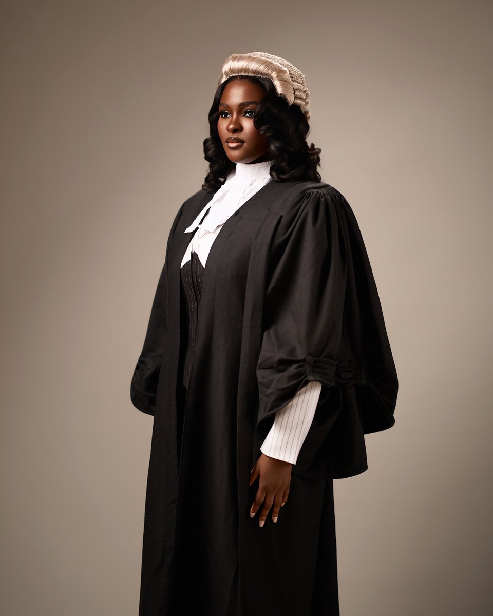Gigi_SaidWhat's tweet photo. G.C Adisa, Esq. Barrister and Solicitor of the Supreme Court of Nigeria.

L.L.B- Second Class (Upper Division)
B.L - Second Class (Upper Division)

Tier One Lawyer 🤭
Which one of God’s blessings can I deny? https://t.co/XaLWYC3pvj