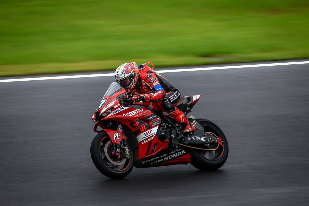 Ryotion103's tweet photo. Astemoカラー大好き
#鈴鹿8耐 https://t.co/LaPSZeW2ia