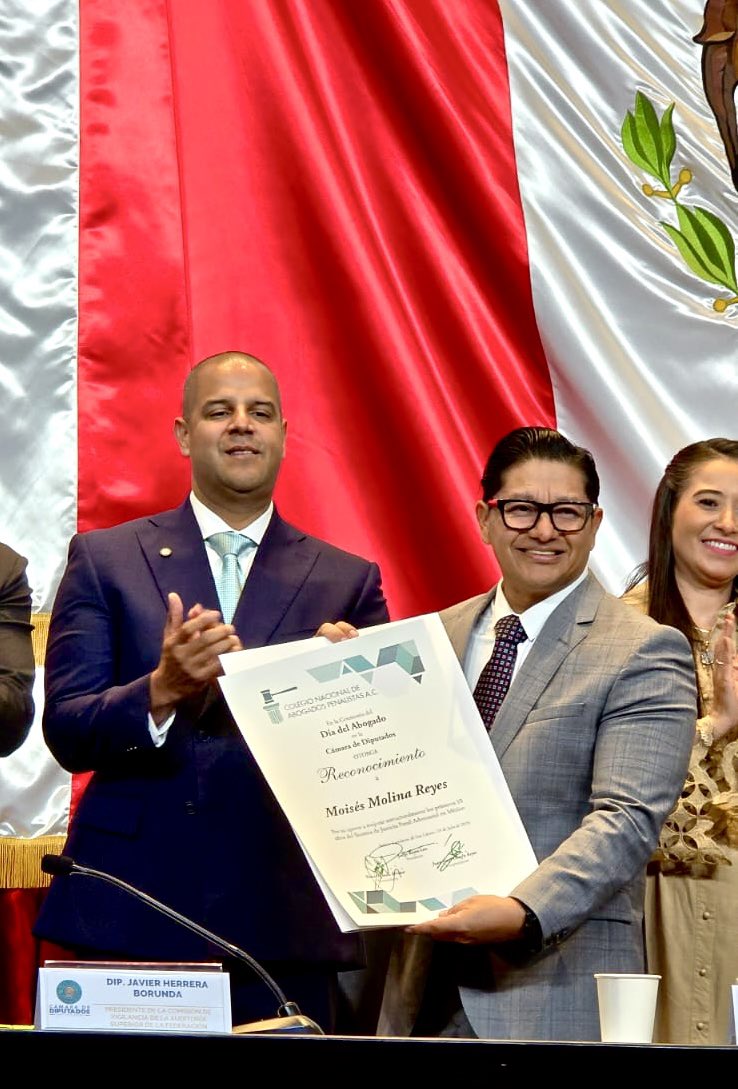 MoisesMolina's tweet photo. Recibo con mucha emoción y gratitud este reconocimiento. 
Me compromete, como he dicho a quienes me han felicitado, a seguir trabajando y estudiando duro. 
Gracias al @CONAPMexico y a la @Mx_Diputados, en especial a @JavierHerreraMx por su consideración e inmerecida distinción. https://t.co/6U6KCm5SLc