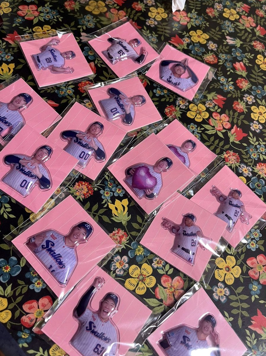 MustafaBek7's tweet photo. ランクマでもないのに馬鹿なげぇマッチメイキング待ってブロンズの俺がプラチナと戦って負かされる方がまだマシや https://t.co/EBkmn21YLE