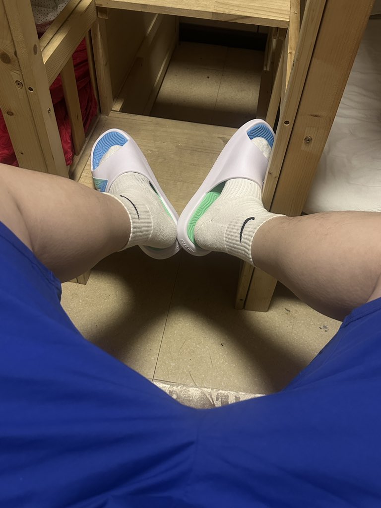 rush16999's tweet photo. 今天是蓝色系的77😛 https://t.co/AJI5Nn7soW
