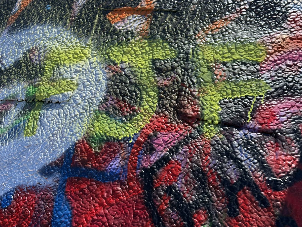 KasselMedia's tweet photo. Spread the word at Cadillac Ranch @LastDiveBar https://t.co/i8BCKUUSNI