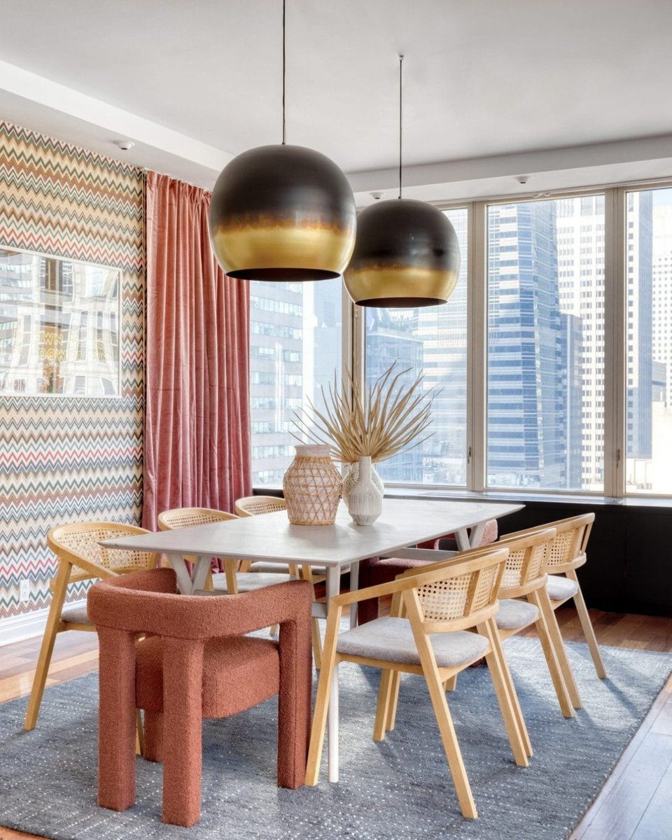 Decorilla's tweet photo. 🌿🍂Nature-inspired hues are having a moment, and we’re all for it! From deep greens to warm terracotta, these earthy tones create a grounded and vibrant atmosphere that’s perfect for any room. 

#EarthyVibrancy #HomeTrends #NaturalColors #InteriorDesign https://t.co/CmEN4i6gb9