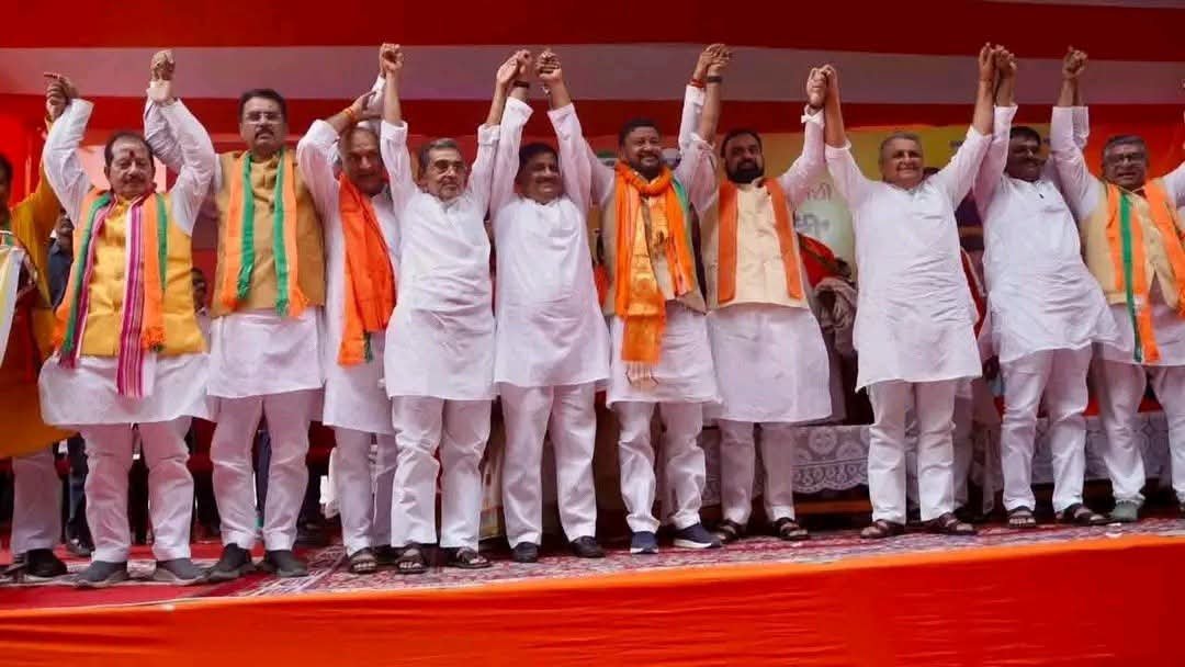 AdvidAnshuman1's tweet photo. यदि यह वास्तव में प्रतिनिधित्व की स्थिति को दर्शाता है, तो समाज के मन में प्रश्न उठना स्वाभाविक है कि उसके योगदान और भागीदारी को अपेक्षित स्थान क्यों नहीं मिल रहा है। https://t.co/0KcaKgyIhR