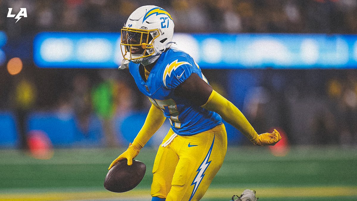 chargers's tweet photo. happy bday rj 🥳 https://t.co/vbv9zT2PHu