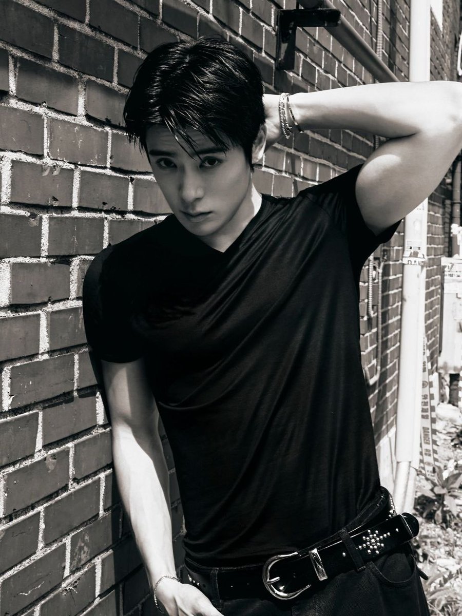 JAYCHELLE97's tweet photo. 99 DEGREES OUT NOW
#JAEHYUN_99Degrees 
#이미완벽한_재현이의_99도 
#JAEHYUN @NCTsmtown_127 https://t.co/sEP0pbD7Yo