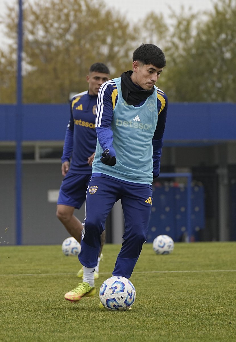 BocaJrsOficial's tweet photo. Enfocados en lo que viene 🔛⚽️ https://t.co/vgAnBvoWt9