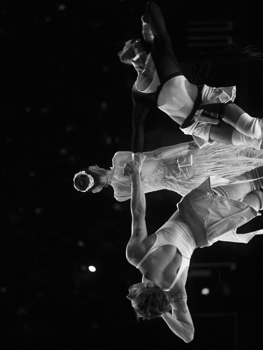 StateFarmArena's tweet photo. Thank you Ariana Grande for three magical sold out shows … ꕤ ｡˚

📸: Julian Dekdouk + Katia Temkin https://t.co/YkdYCsJY7h