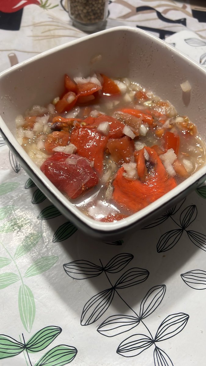 Luispachocu's tweet photo. Una delicia, almuerzo y a dormir https://t.co/f6xZS2n2ic