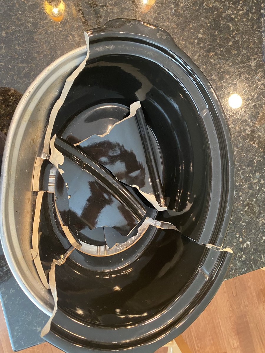 RodGhormley's tweet photo. @united Shame on you United Airlines!  We packed a crockpot in a box surrounded by two bed pillows and padded with clothes inside, and checked it on our UA flight.  It arrived completely shattered! https://t.co/WIKe03zVHo