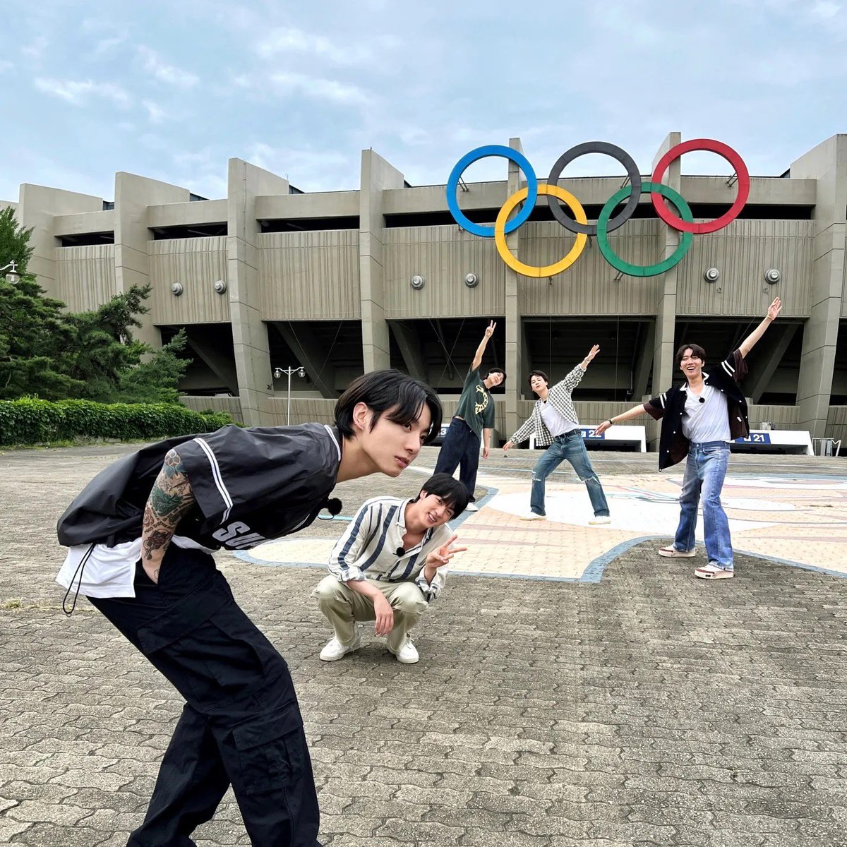 vjungist's tweet photo. some things never change https://t.co/R8MDy3MWdf