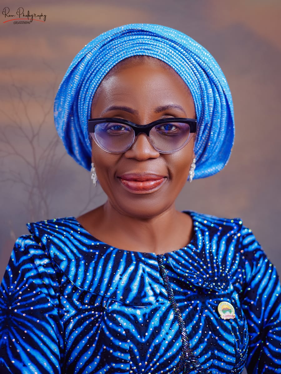 EkitiStateMWASD's tweet photo. Ekiti Women Affairs Commissioner charges SWAN Members to raise "The Next Generation of Female Accountants" through Structured Mentorships. https://t.co/hYFdlTAvUr