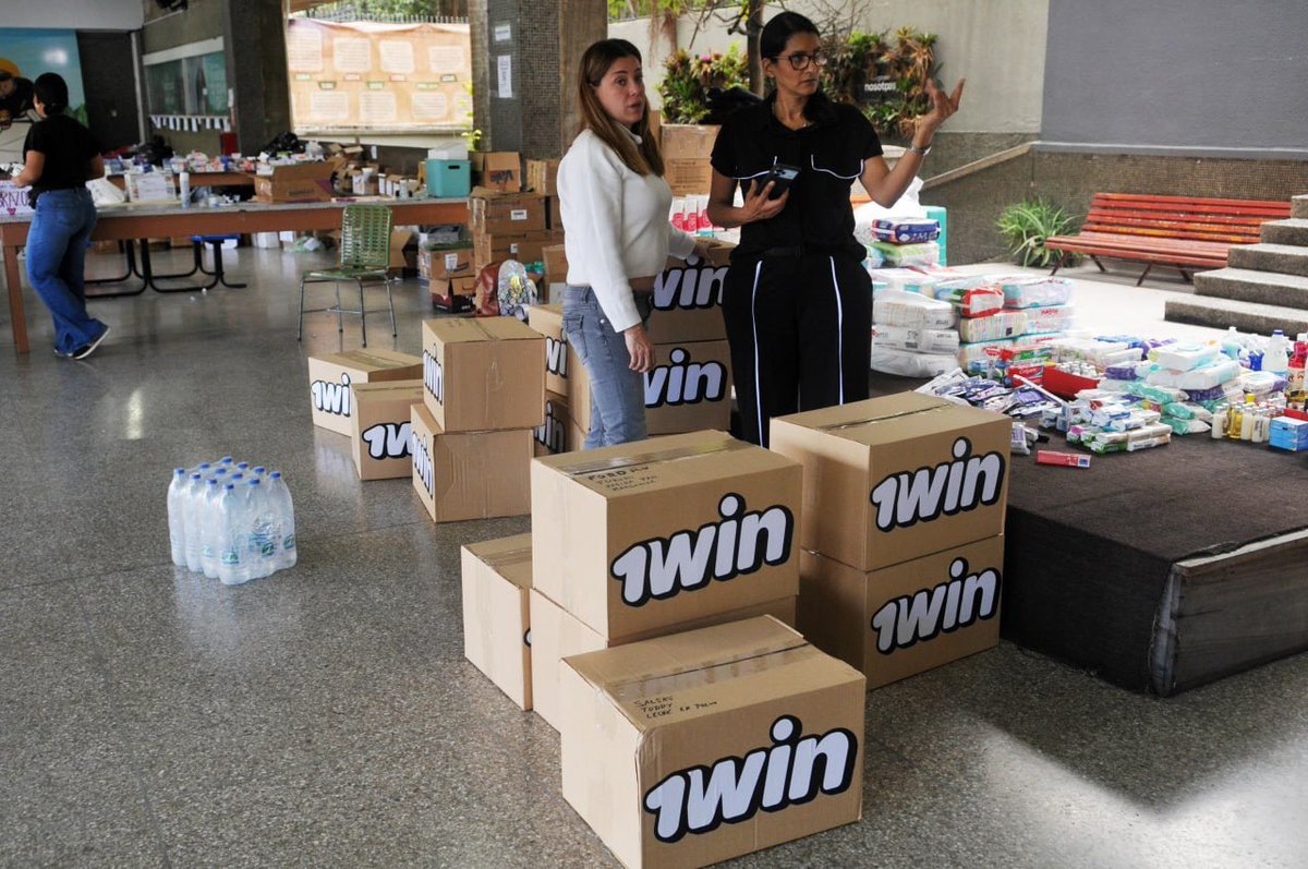 Notmonchoifc's tweet photo. Miles de familias todavía necesitan apoyo tras los terremotos en Venezuela

Los voluntarios de 1win ya están trabajando en las zonas más afectadas, entregando a las personas kits que contienen medicamentos, productos de higiene, alimentos y agua potable. https://t.co/ns95XP7PDK