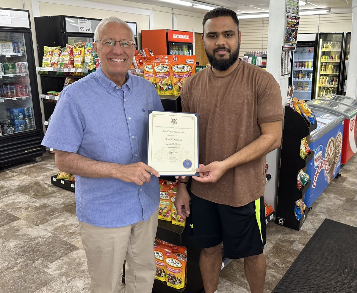 VictorFedeli's tweet photo. It’s always great to see new businesses opening their doors in Nipissing.

Congratulations to Drew and the team at Anni’s Convenience on its official grand opening!

Be sure to stop by 102 Main Street North in Callander for a great selection of cold drinks, snacks, and all your summer essentials.🍦☀️🍭