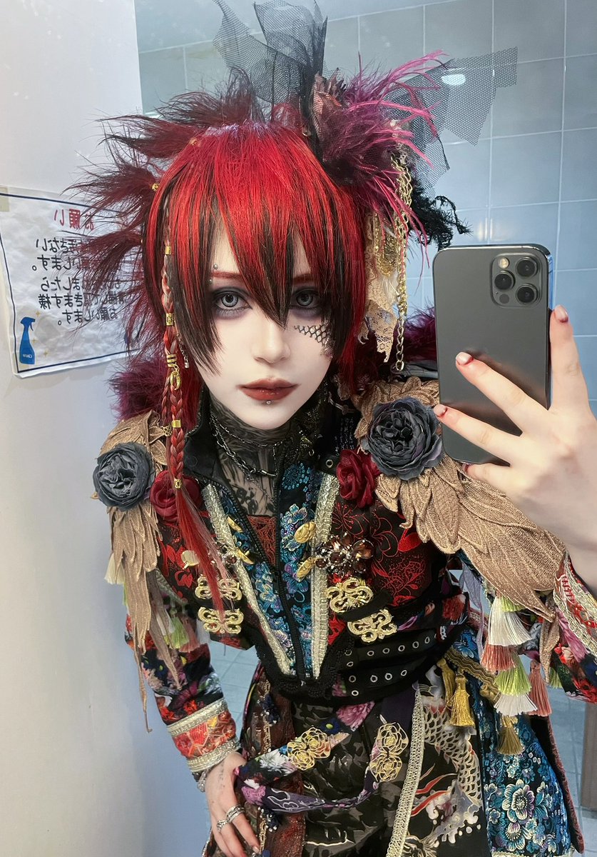 マザリ 真鬼マナセ アクスタ 真鬼マナセ (@manase_mazari) / Posts / X