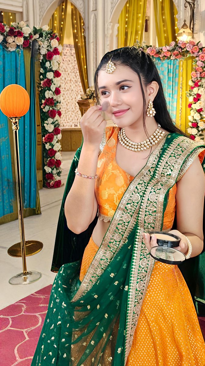MuktiCaps's tweet photo. Looking so pretty just lik wow 😍

#MuktiSharma https://t.co/KLZkz5uid6