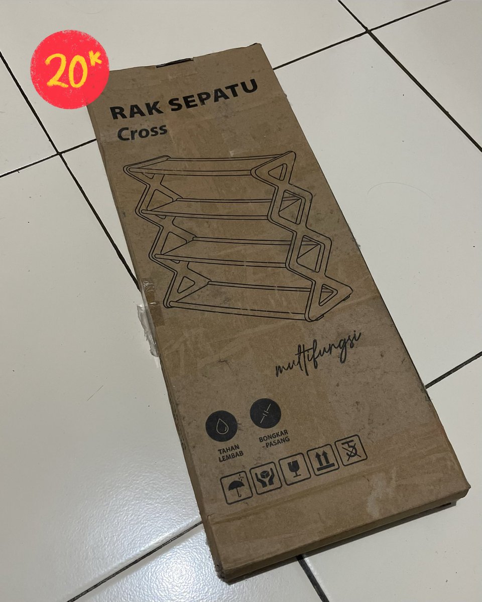 predezerved's tweet photo. ᯓ★ Rak sepatu
• belom pernah dipake samsek dan gapernah dikeluarin dari box nya 💵20k https://t.co/nLEu7194Rj