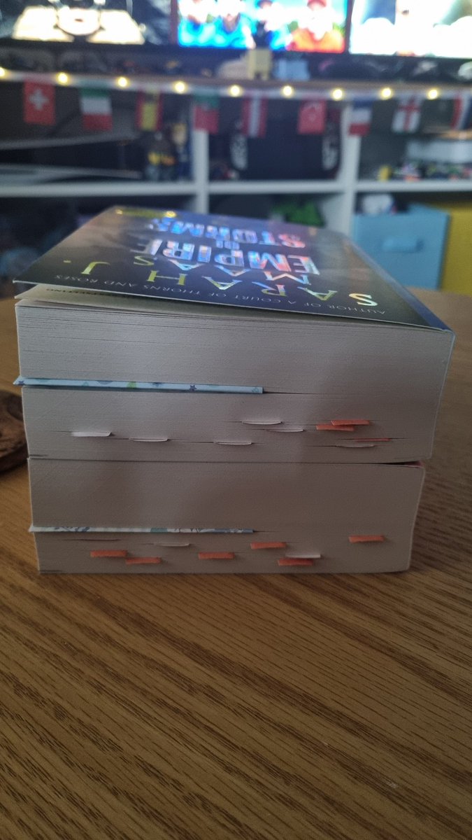 CardcaptorZolu's tweet photo. My boy got me the Throne of Glass series (that I'm still currently reading) so I can switch to a physical tandem read 😍 Super excited to be able to own the series physically and put them on our new bookshelves that are coming on Sunday 🥰 https://t.co/dawxZ9t0eg