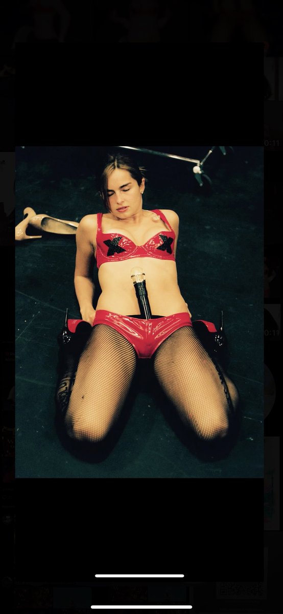 rollingstoneit tweet picture