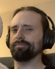 SynnysterVirgin's tweet photo. Lara: All full up, can’t carry anymore.

Me, still carrying pounds of chipotle and ready to shit on her chest: https://t.co/LIznHnV0hG