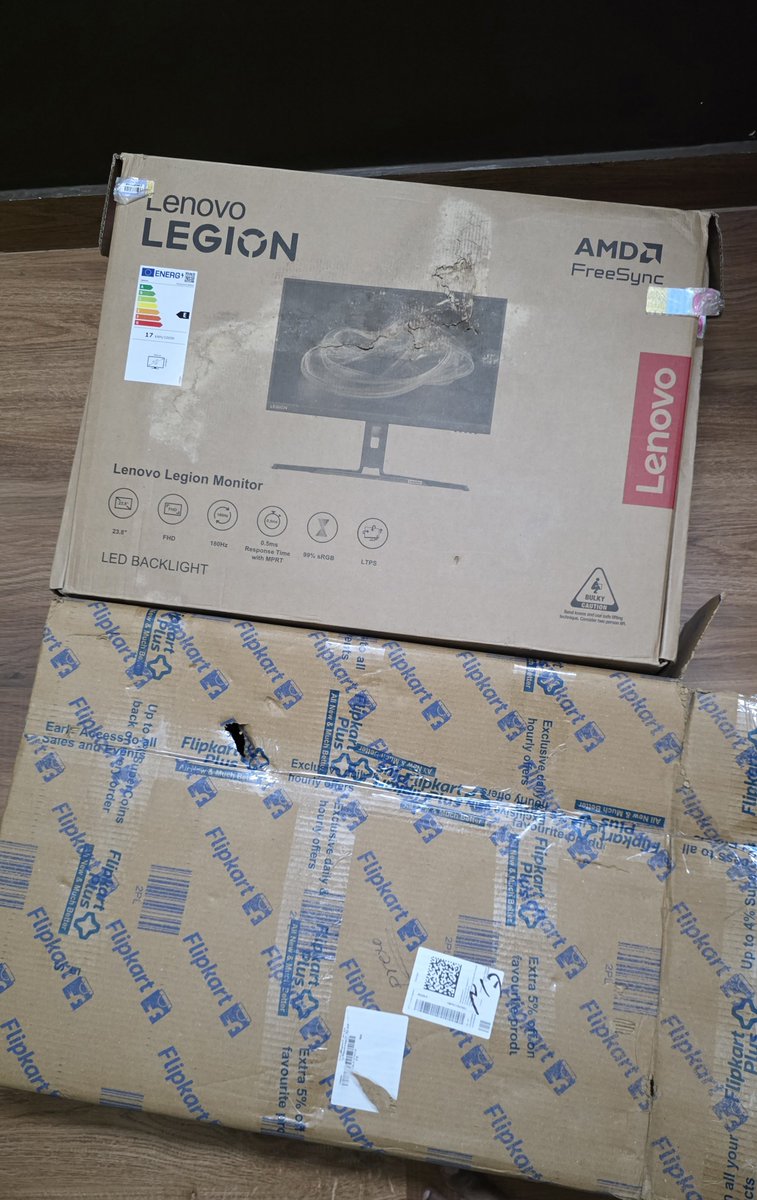 Chairanthchand's tweet photo. @flipkartsupport 
My Highly Concerning Experience with Flipkart: Damaged Goods, Denied Returns, &amp; Warranty Discrepancies

​I am sharing my experience with Flipkart to warn other consumers about the current state of their quality control and customer support. 1/4 https://t.co/XOfHTLPGKI