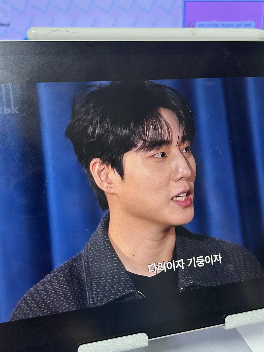 wonp_ilove's tweet photo. 나 혼자 뒷북치는중 
즐건 토요일 !!!!!!!!!! https://t.co/EvsBZSYBDb