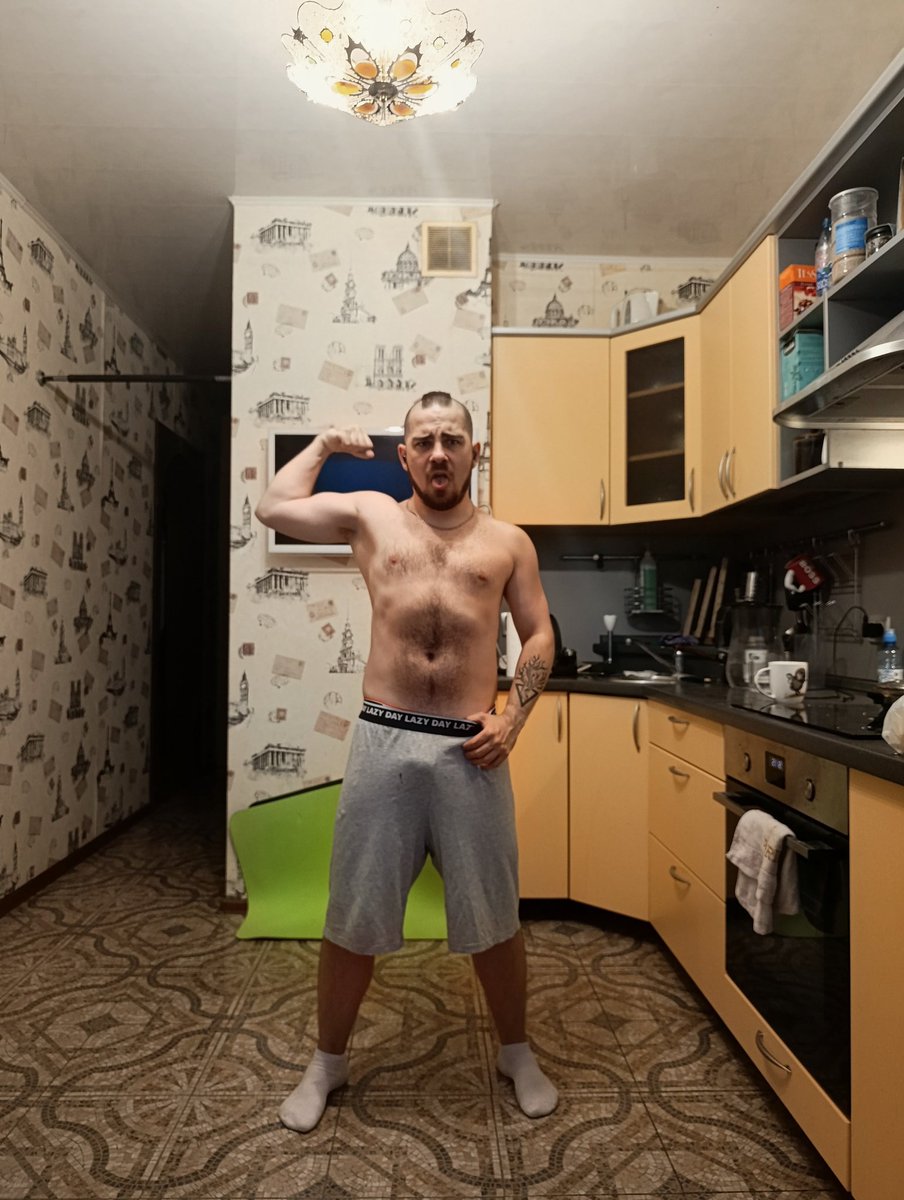 artemkovan's tweet photo. Сегодня отстреливаюсь публикациями на неделю вперёд. Будет некогда😄 Кайфуйте, пока не удалил https://t.co/ouOFrwdDJA