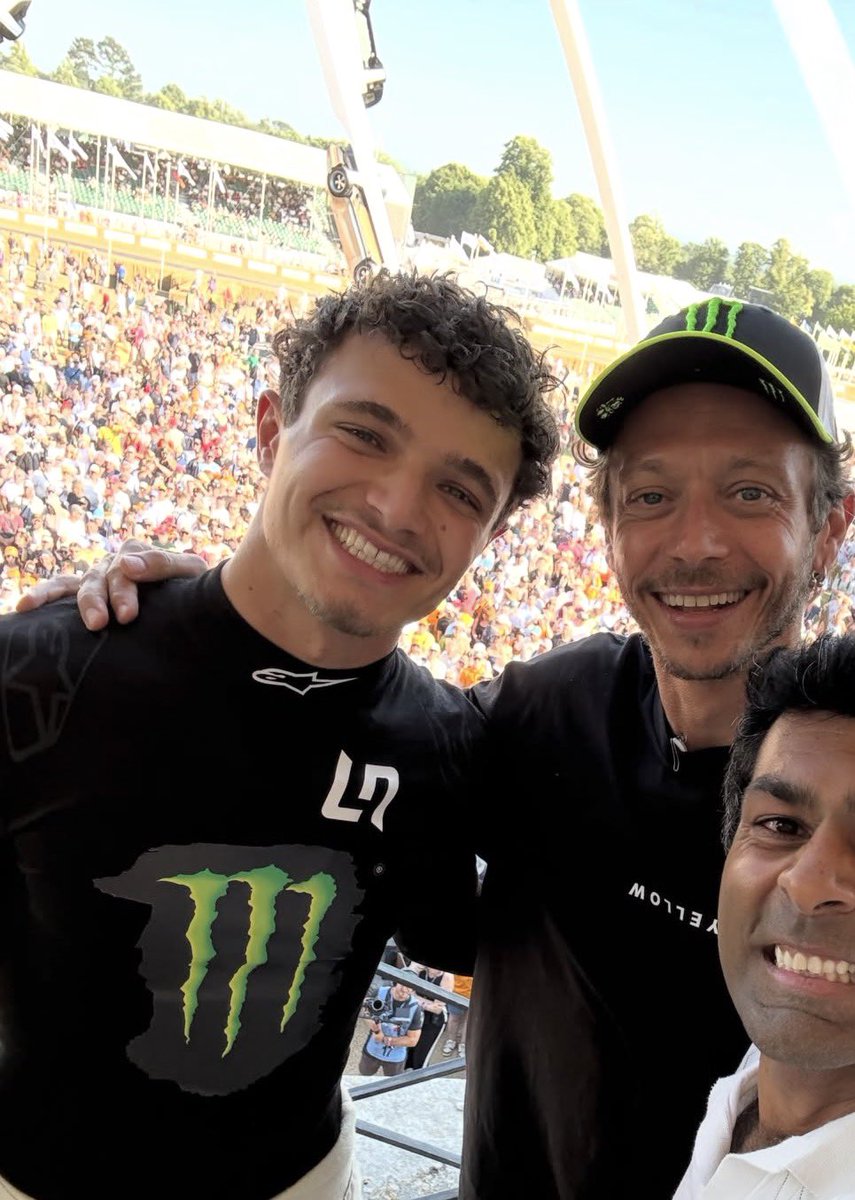 ln4norris's tweet photo. lando and valentino selfie!! https://t.co/emExeFXVqX