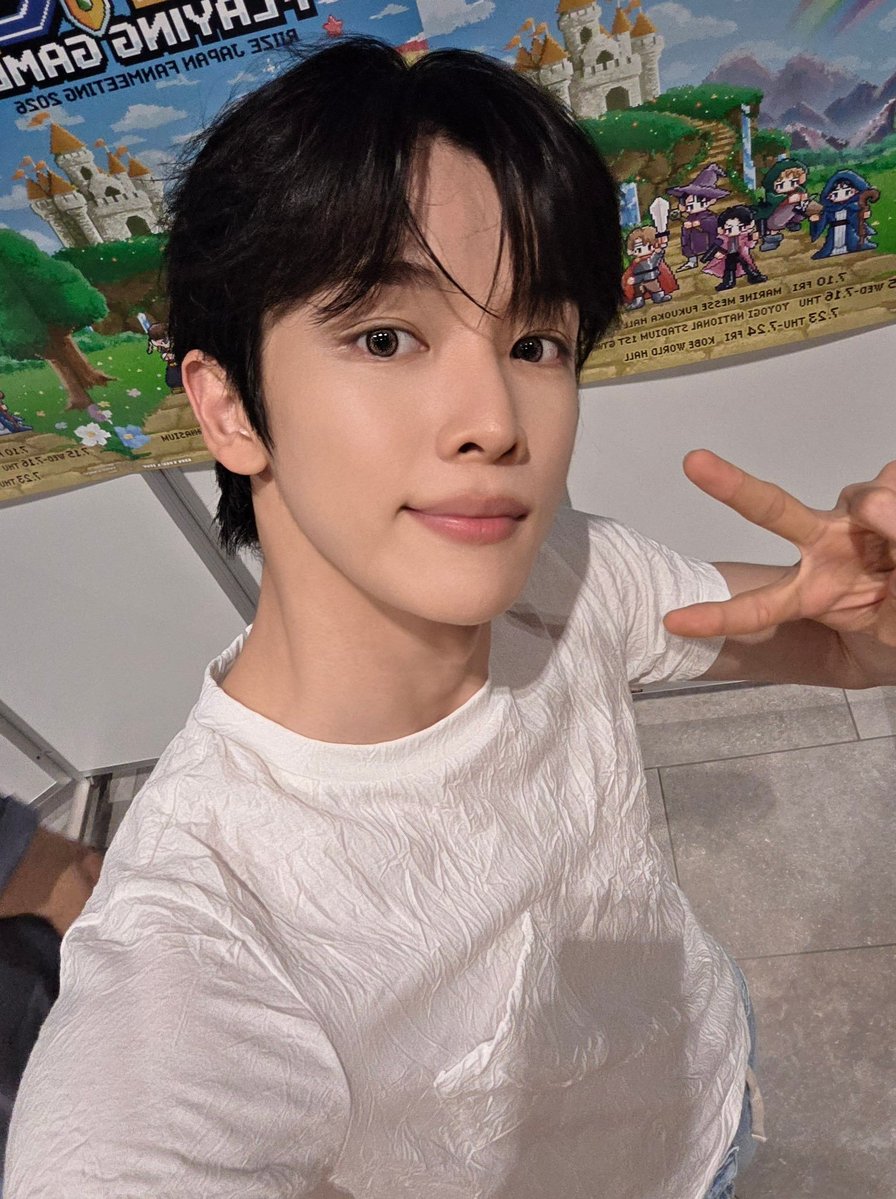 riize_archives's tweet photo. 260710 🐸💭 https://t.co/ugevklHpXs