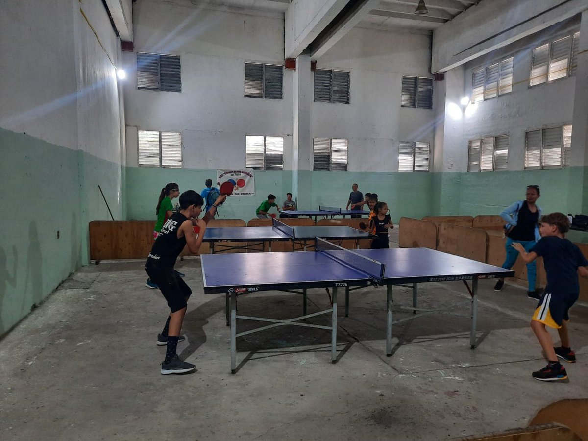 yeil70375's tweet photo. La #EideTunera en #FestivalDeportivoEscolar Demostramos que, pase lo que pase, #Cuba y su deporte no se rinden. ¡A seguir sumando victorias! 🥇✨ #SiemprePorCuba #BloqueoNo #DeporteEscolar
#EideTunera #100AñosConFidel
#CubaVencerá
#InderCuba
#DeporteCubano 

--- https://t.co/Q6NMWFR2oF