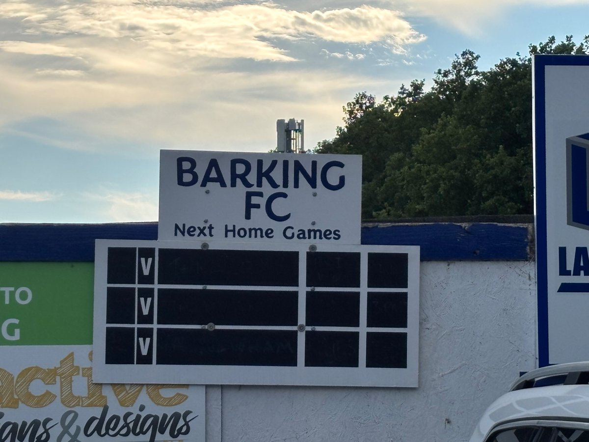 Beckton86's tweet photo. At Mayesbrook Park, the home of Barking FC. To watch Barking FC U23's V Barkingside in a preseason friendly. @barkingfc U-23s @BarkingsideFC @EssexSenior @EssexAllianceFL https://t.co/VkCbSKirpR