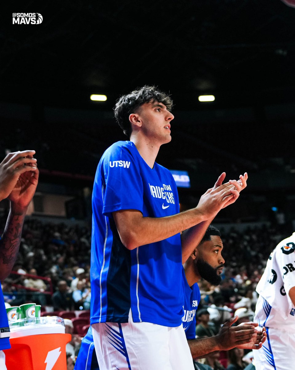SomosMavs's tweet photo. Estos colores os quedan muy bien 😌💙 https://t.co/eNHsRLpOWJ