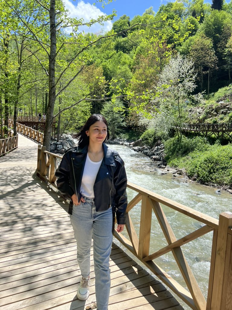 Busemutaf0's tweet photo. Türk genleri ile kutsanmış 🇹🇷 https://t.co/3hRaoxK1Vm