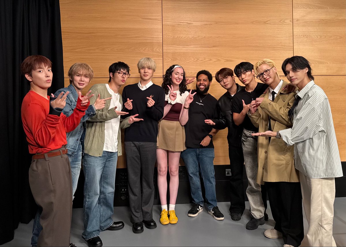 BuzzFeedUK's tweet photo. What a dream and an honour to film with the sweetest @ATEEZofficial 🥹❤️ We had so much fun filming with you! Thank you for your kindness and for spending time with us! 🤩 We are working on the video 👀 

#ATEEZ #ATINY #에이티즈 #GOLDENHOUR_Part5 #BAD https://t.co/ybuw5vEnrR