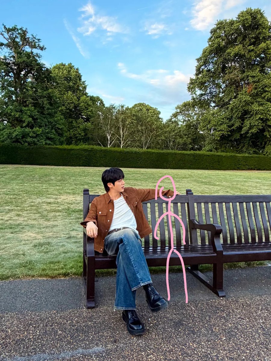outrotearjin's tweet photo. I can't believe seokjin posted a picture from our date he's so ridiculous https://t.co/IYl58xhr4M