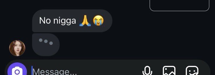 pretqls's tweet photo. NOT THE @raivqvs BIGGEST MEOVV STAN (IN SIZE) RACISM MUG OMFG BEING EXPOSED TO BE A RACIST AND PEDO IN THE SAME DAY I- EXPLAIN https://t.co/H4ZDOxn30R