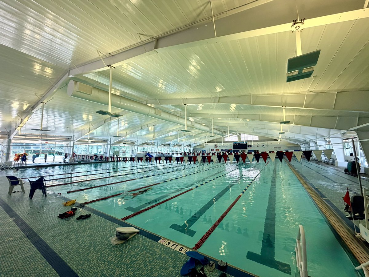 paulsummers's tweet photo. Pool 288 - Mary T. Meagher Aquatics Center - Louisville, Kentucky, USA. Home of triple gold medal winning Madame Butterfly Mary Meagher at the 1984 Olympics. #havegoggleswilltravel #marytmeagheraquaticcenter #kentucky #swimming https://t.co/popYhRLu4S