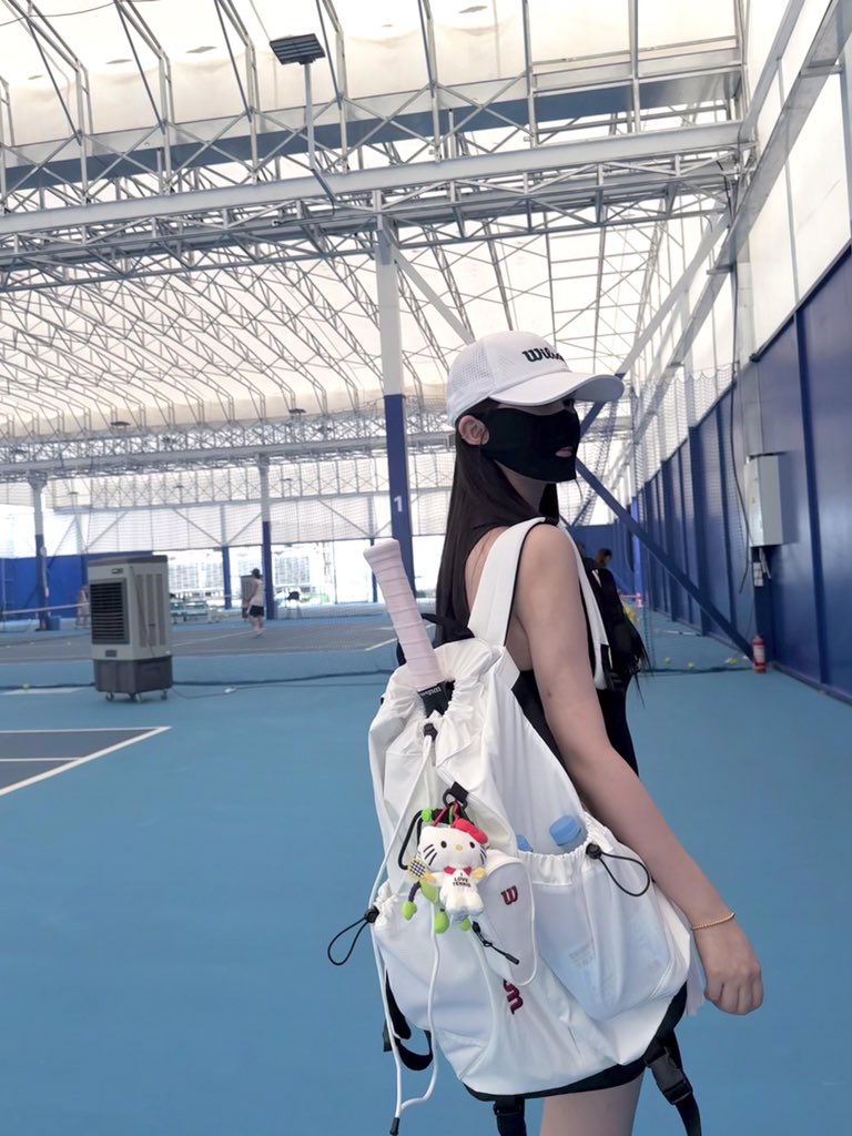 ChenTravelLife's tweet photo. When you insist on doing something, it proves that you already like the happiness it brings to you. https://t.co/CL2Mca2l84