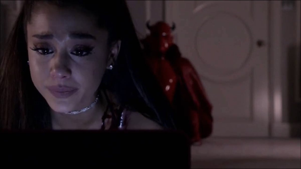 ArianaToday's tweet photo. unfortunately, ariana grande will no appear in ‘american horror story’ season 13.

due to conflicts with timing changes to the filming dates and her tour happening simultaneously, she did not shoot any scenes for the new season. https://t.co/U7hlRx3J0w