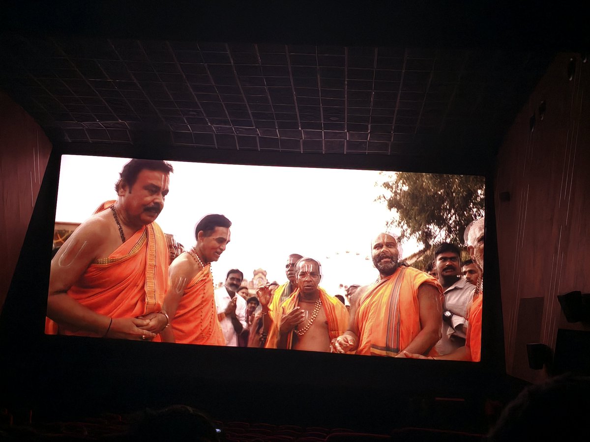 Saikumar6804's tweet photo. Ayyagarey no.1 🔥....

@AkhilAkkineni8 
@bhagyasriiborse 

#Lenin 🔥 https://t.co/N42a82U26Z