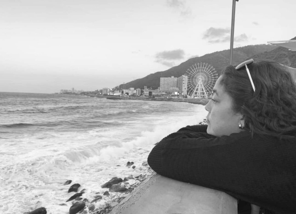 angeloranfer's tweet photo. Te amaré por siempre 😭💔 

Descansa en Paz! 🤍 https://t.co/71xdeGNDcn