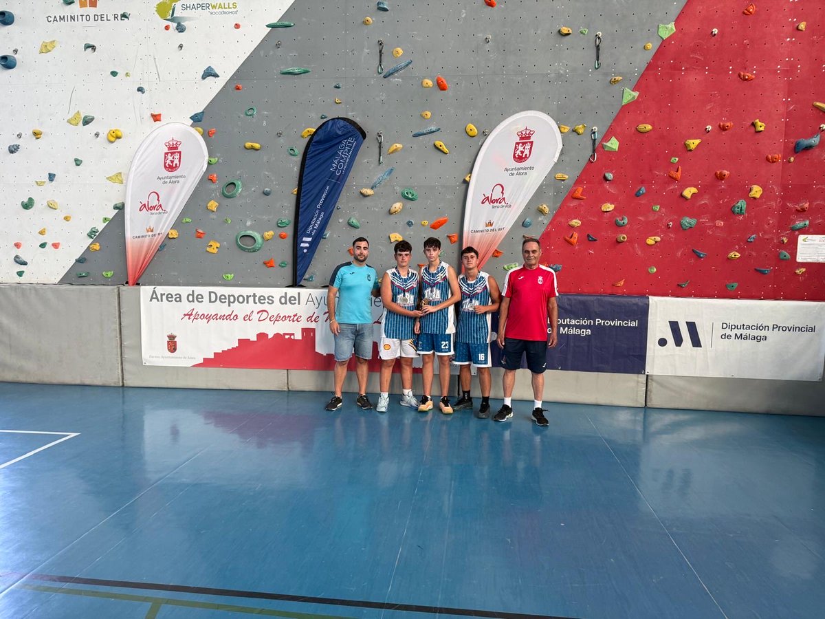 FAB_Malaga's tweet photo. 🏀 ¡Así ha concluido la jornada de hoy del Circuito 3x3 de Baloncesto de @DeportesDipMlg en Alora !
El circuito continúa su recorrido.

📅 Mañana, 17 de julio, a las 19:00 h.
📍 Plaza de Atenas (Mollina)

📝 Inscripciones: https://t.co/ZtcxIoOuuy… https://t.co/GL05znF5e8