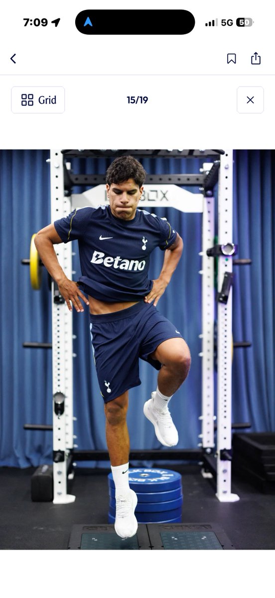 KickOffX_'s tweet photo. 🚨📸 Tottenham Hotspur players are back for pre-season training today! 

Kudus &amp; Fernandes putting in the work. 😤 https://t.co/3OfQ2fQT52