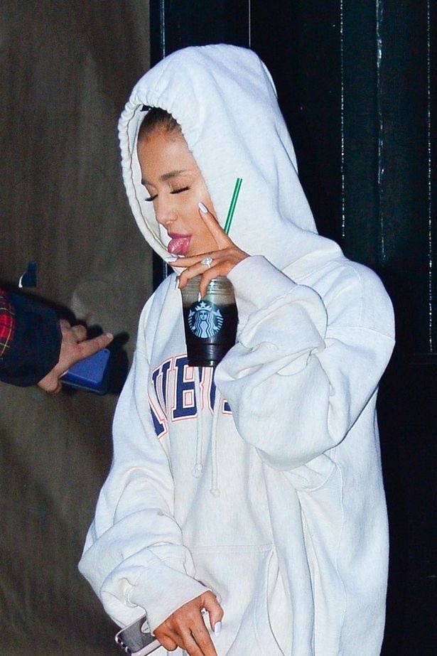 sixthirtybae's tweet photo. ariana and her black coffee https://t.co/KUQdZwlEfR