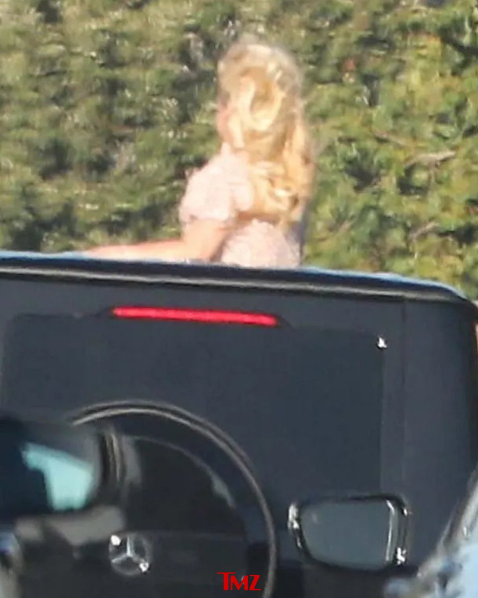 TMZ tweet media
