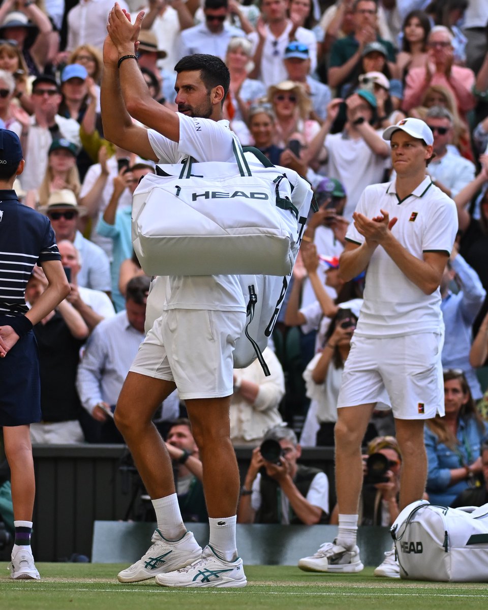 GudisevaA's tweet photo. A legend departs Centre Court. 👏

It's always a pleasure, @djokernole.

#Wimbledon https://t.co/QBjl2WfYoK