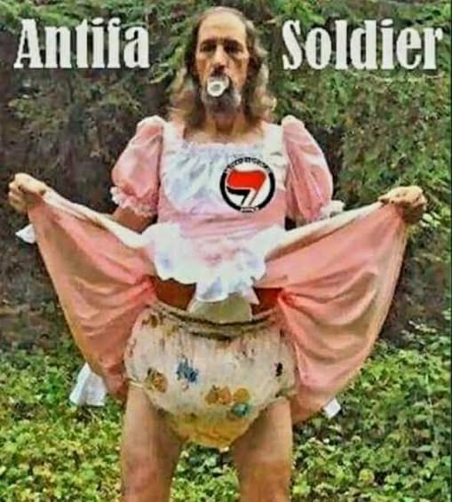 SalesHecht's tweet photo. @AndreasKura1 @ElbflorenzAndre Was bist du denn für eine linke Hohlbirne ? Ein hetzendes rotes Arschloch und nichts im Kopf und machst hier den Breiten https://t.co/SDSwlDYfoI